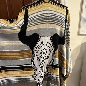 Striped Bison Skull Design Wrap
